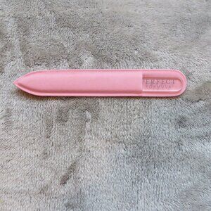 BRAND NEW Perfect Formula Crystal Nail File w/Pink Sleeve Protective Cover